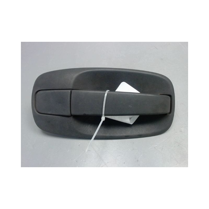 POIGNEE EXTERIEURE PORTE AVANT DROIT RENAULT TRAFIC CN 1000KG 2006-
