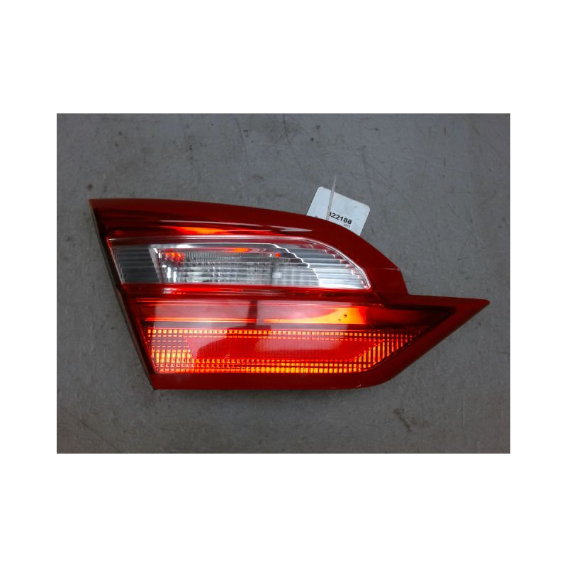 FEU ARRIERE INTERIEUR GAUCHE FORD FIESTA