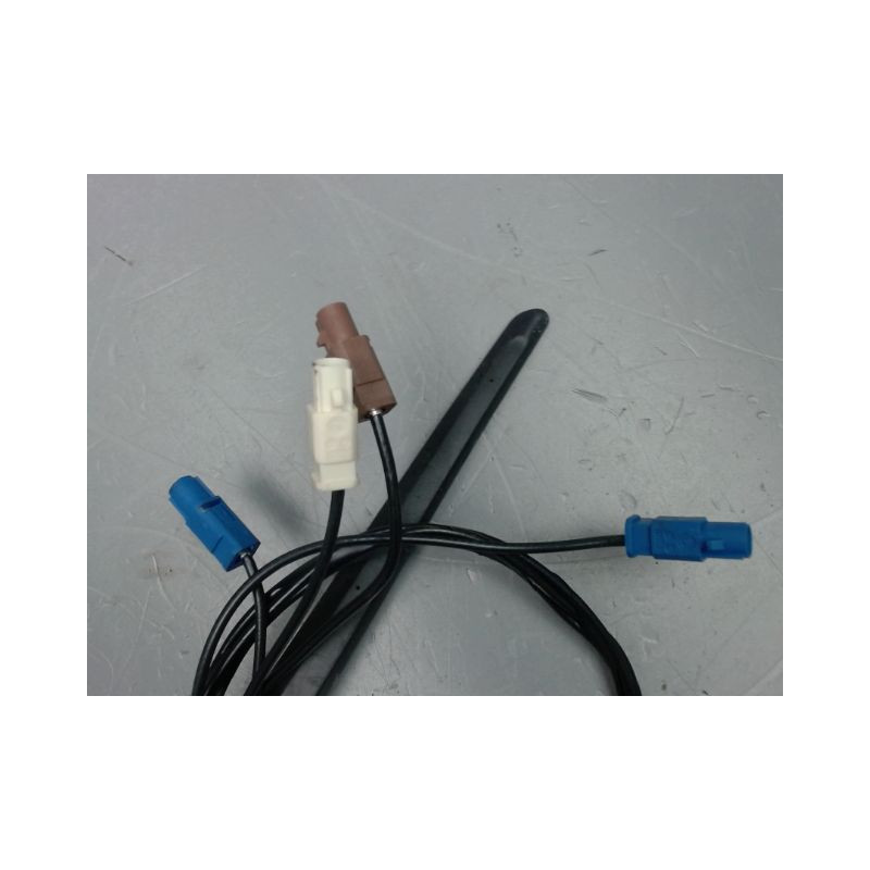 ANTENNE RADIO RENAULT CLIO 5  DIESEL
