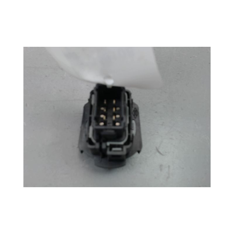 COMMANDE LEVE-GLACE PORTE AVD RENAULT LAGUNA