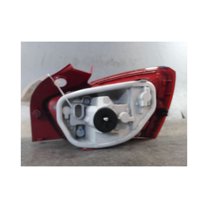 FEU ARRIERE GAUCHE  SEAT IBIZA 2008-
