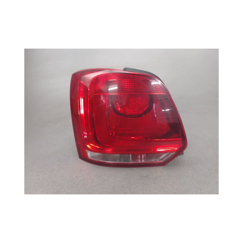 FEU ARRIERE GAUCHE  VOLKSWAGEN POLO