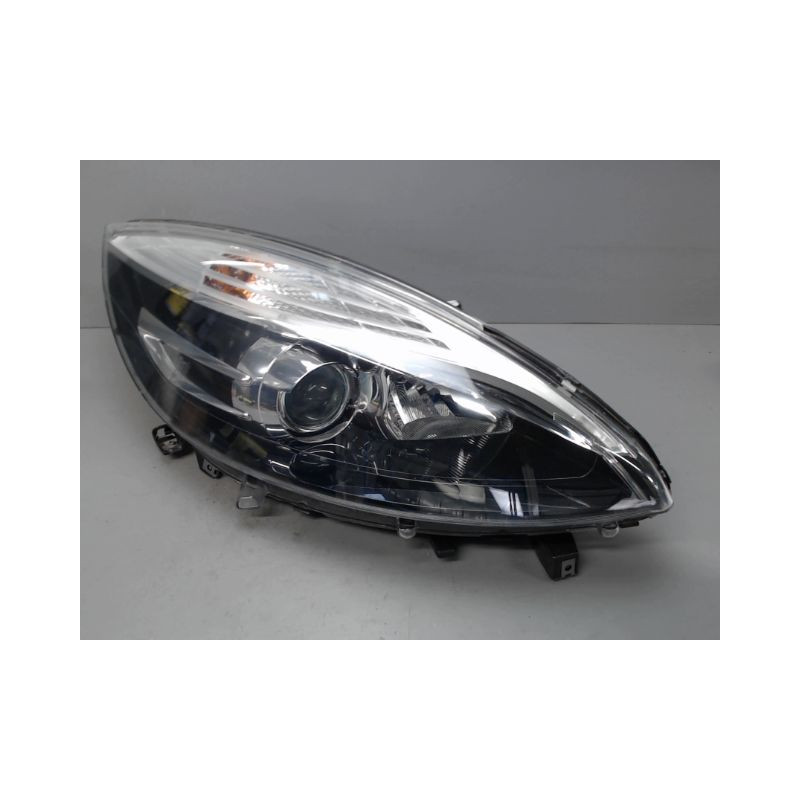 PHARE DROIT RENAULT MEGANE