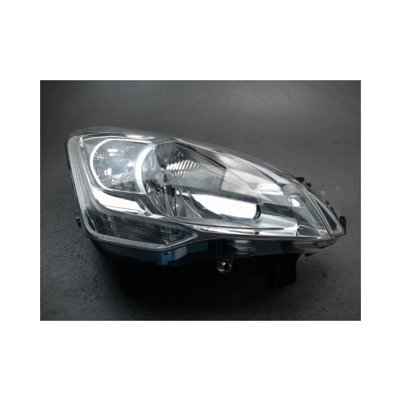 PHARE DROIT CITROEN BERLINGO