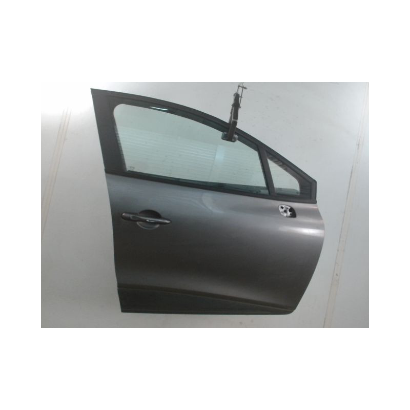 PORTE AVANT DROIT RENAULT CLIO