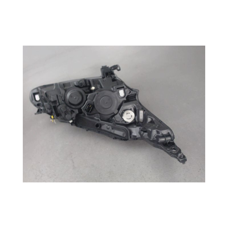 PHARE GAUCHE PEUGEOT 208