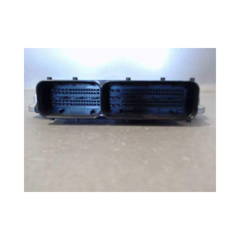 CALCULATEUR MOTEUR OPEL CORSA