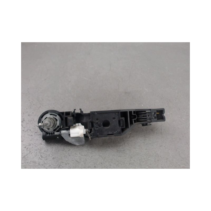 POIGNEE EXTERIEURE PORTE AVANT GAUCHE RENAULT CLIO