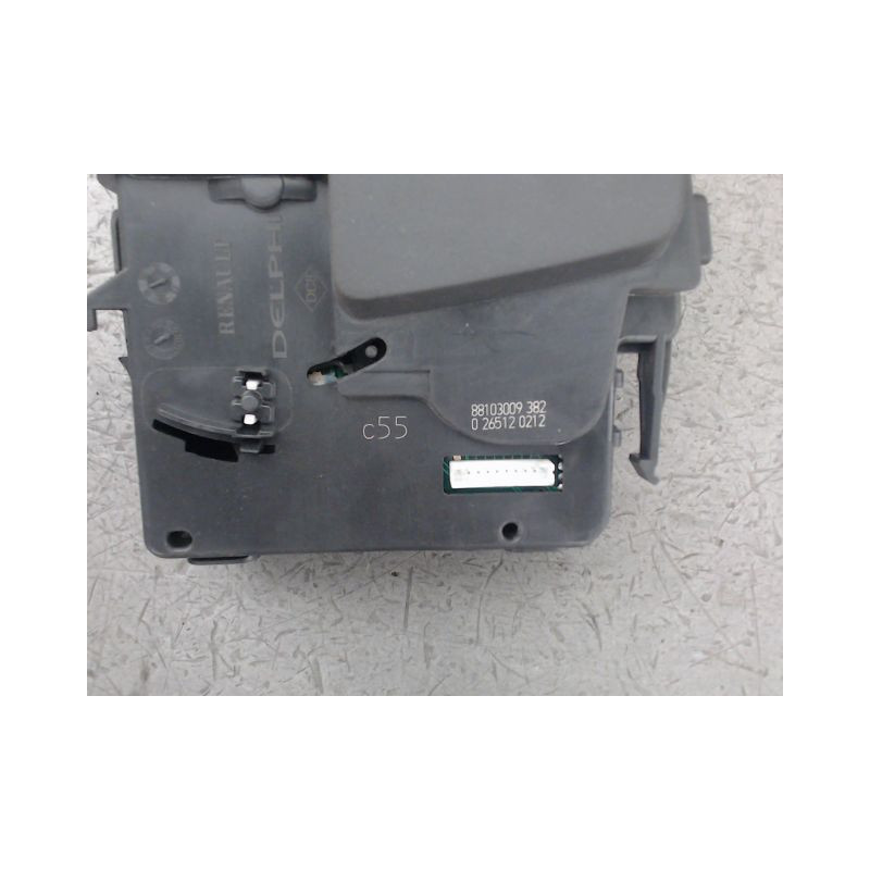 COMMANDE ESSUIE GLACE RENAULT CLIO