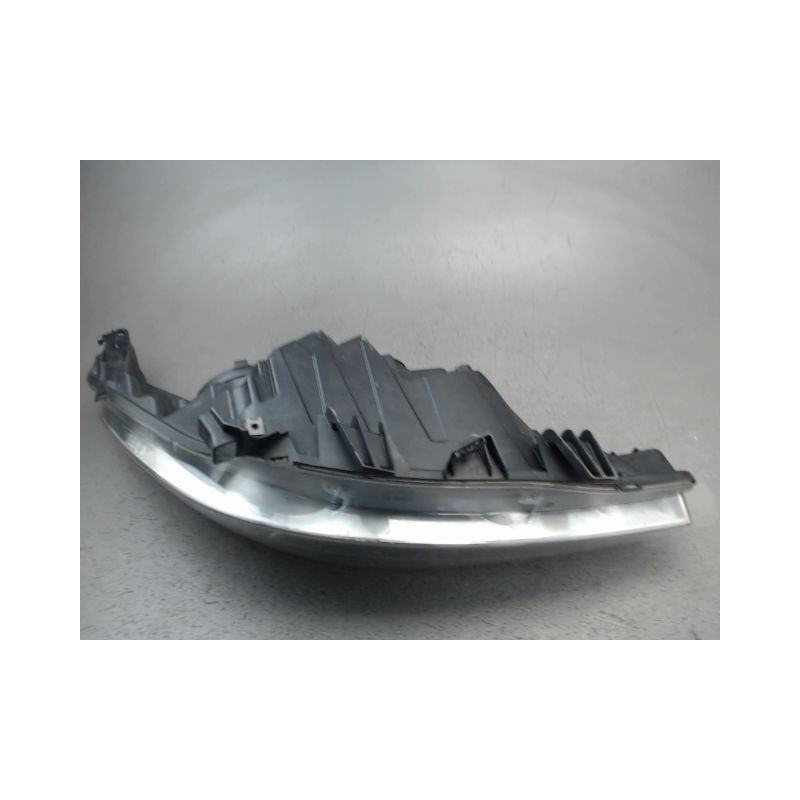 PHARE GAUCHE PEUGEOT 207