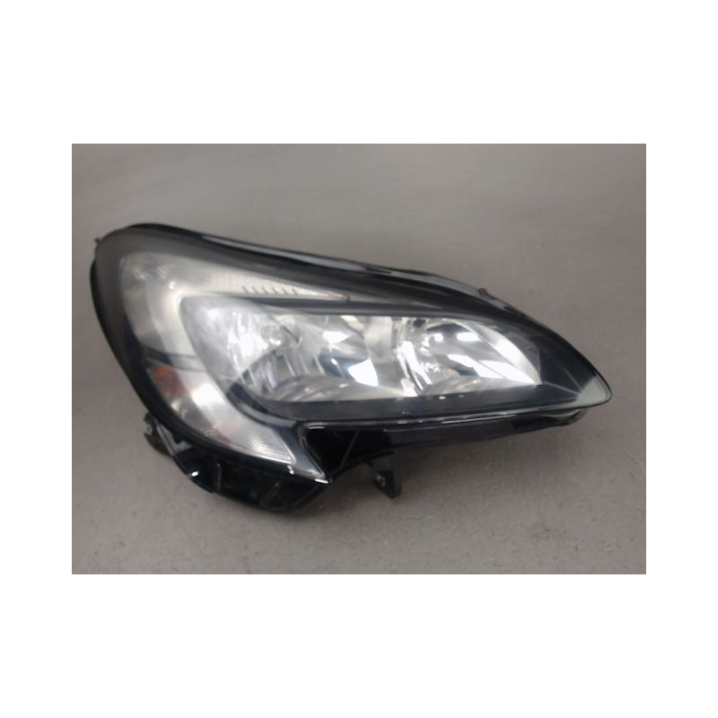 PHARE DROIT OPEL CORSA