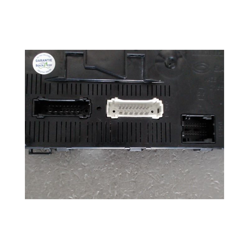 BOITIER GESTION HABITACLE RENAULT CLIO