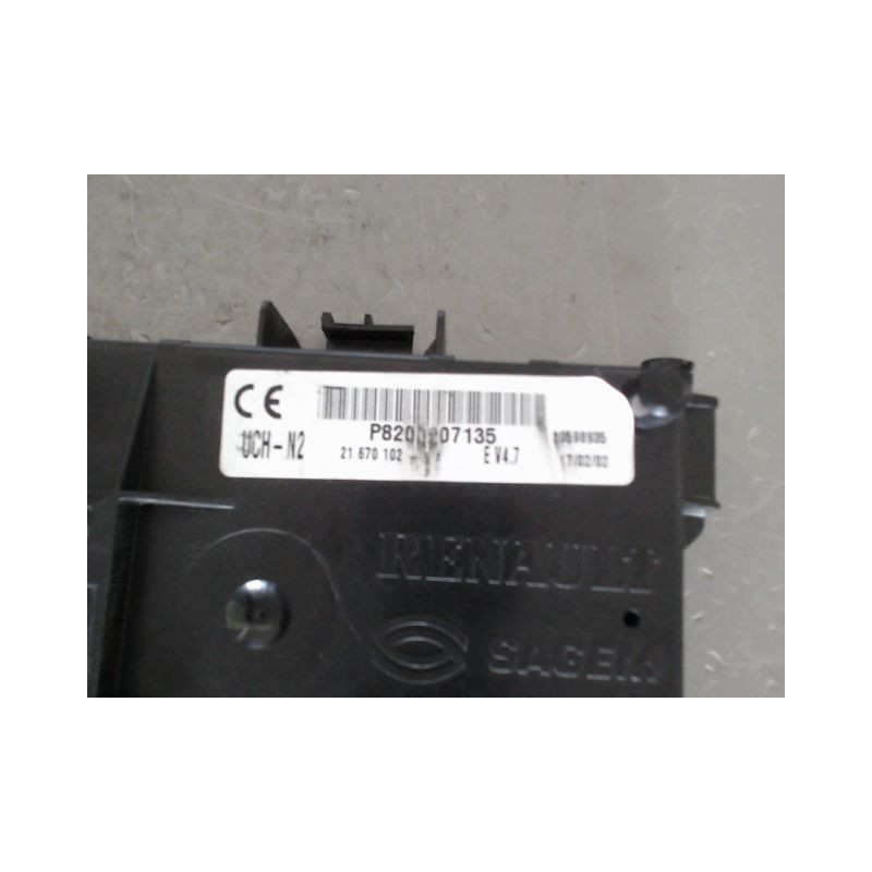 BOITIER GESTION HABITACLE RENAULT CLIO