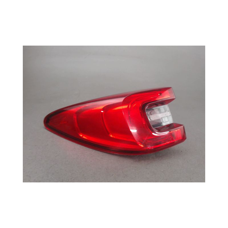 FEU ARRIERE GAUCHE  RENAULT KADJAR