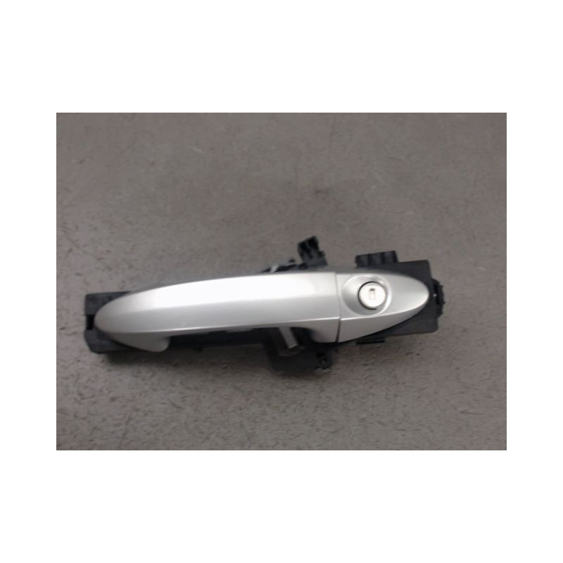 POIGNEE EXTERIEURE PORTE AVANT GAUCHE FORD FIESTA
