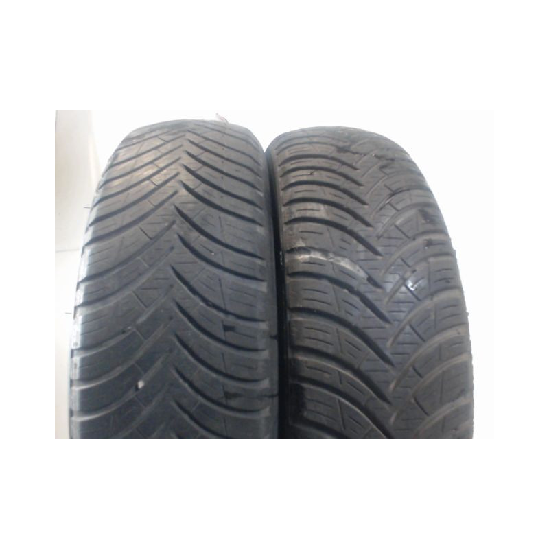 Paire de pneus KLEBER QUADRAXER 2 155 65 14 75 T