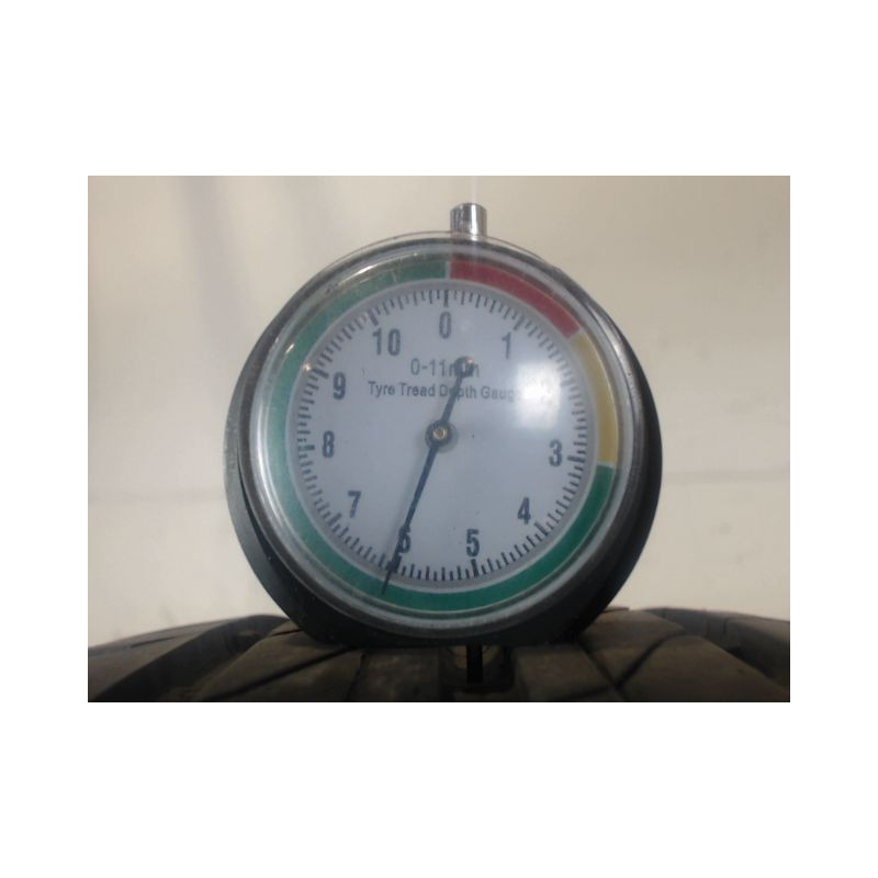 Paire de pneus CONTINENTAL ULTRACONTACT 175 65 14 82 T