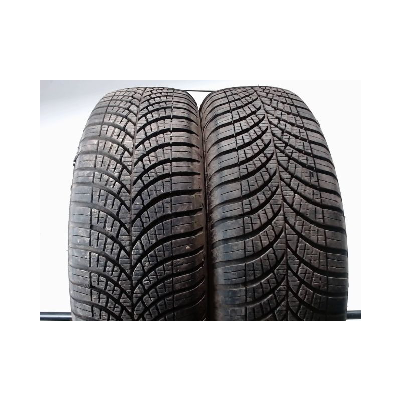Paire de pneus GOOD YEAR VECTOR 4 SEASONS GEN 3 185 65 15 92 T
