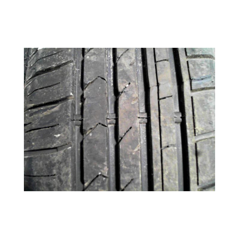 Paire de pneus WINRUN R330 175 65 14 82 T