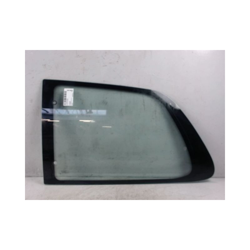 GLACE ARRIERE CUSTODE GAUCHE CITROEN SAXO 99-