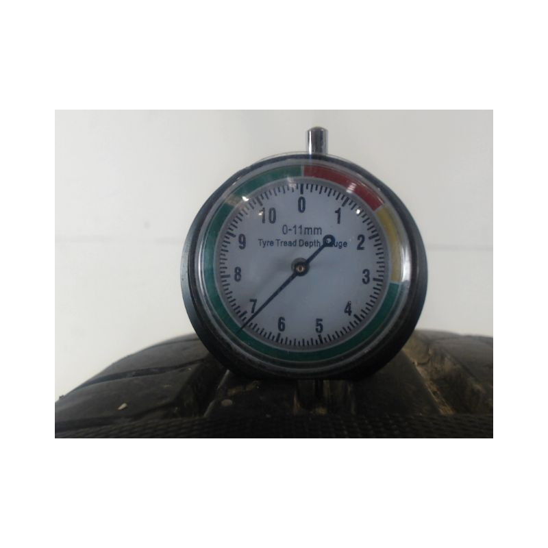 Paire de pneus TRAZANO ZUPERECO Z-107 205 60 16 92 V