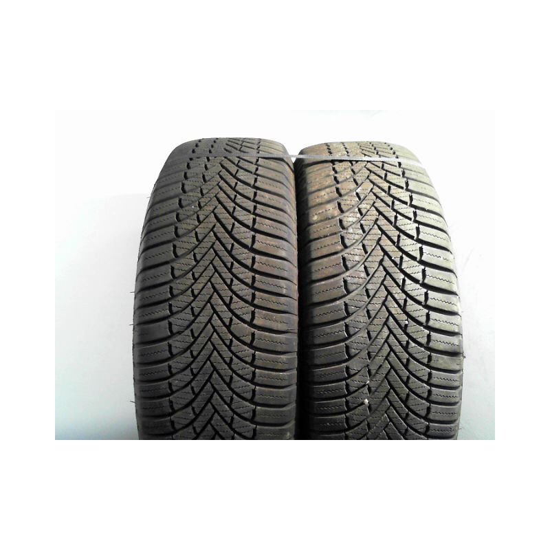 Paire de pneus FIRESTONE MULTISEASON 215 65 16 102 V