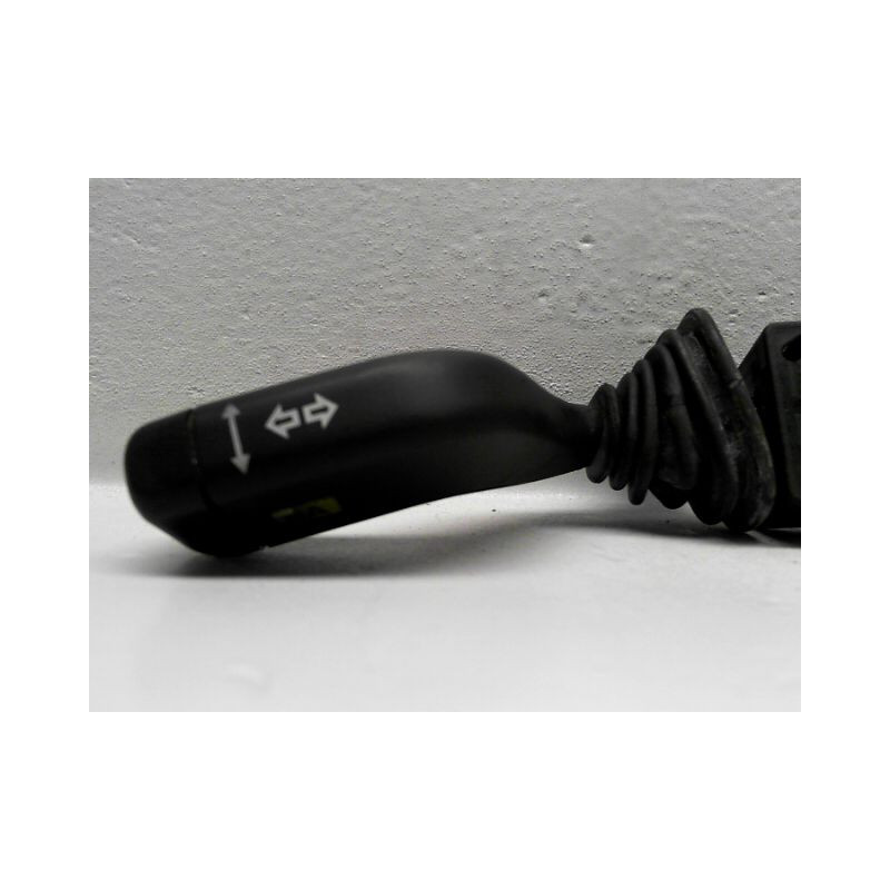 COMMANDE ECLAIRAGE OPEL CORSA