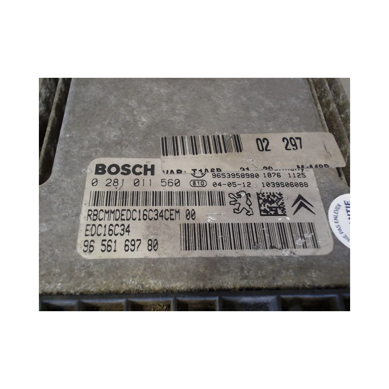 CALCULATEUR MOTEUR PEUGEOT 206