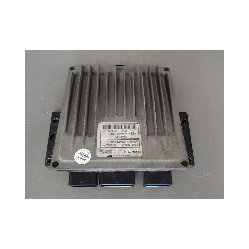 CALCULATEUR MOTEUR RENAULT CLIO
