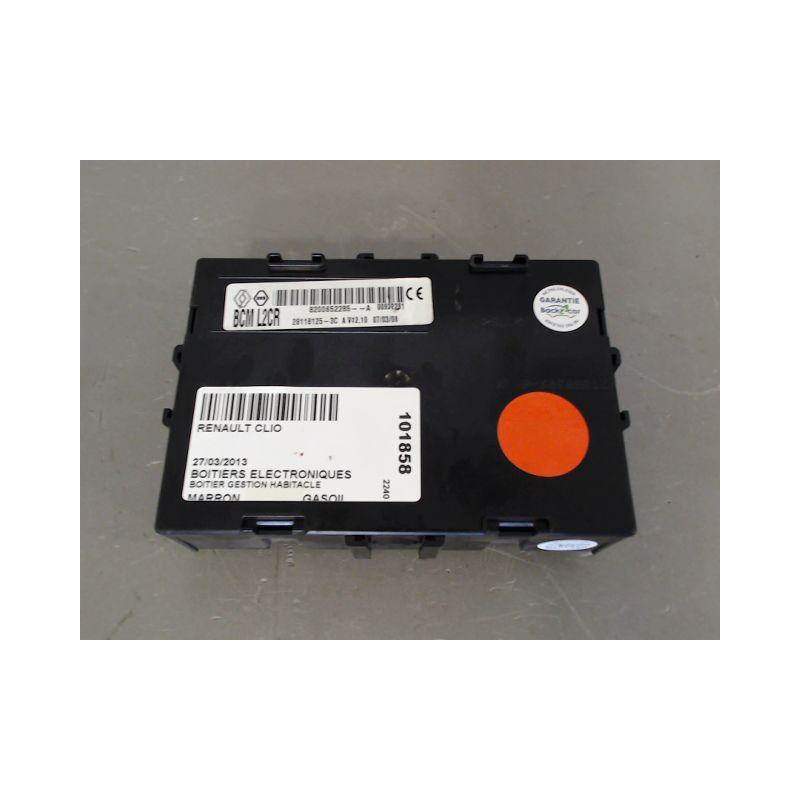 BOITIER GESTION HABITACLE RENAULT CLIO