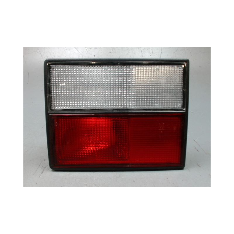 FEU ARRIERE INTERIEUR GAUCHE RENAULT R21