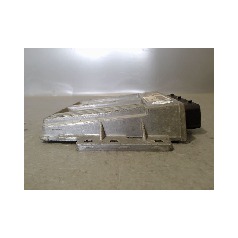 CALCULATEUR MOTEUR CITROEN C3