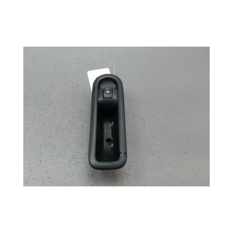 COMMANDE LEVE-GLACE PORTE AVD RENAULT CLIO III Phase 2 2009-2014