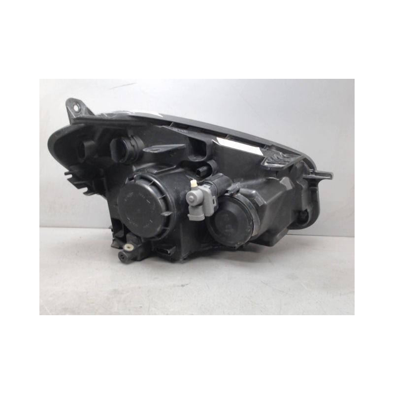 PHARE GAUCHE NISSAN QASHQAI