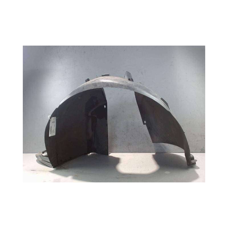 PARE-BOUE AVANT GAUCHE PEUGEOT 207 5P