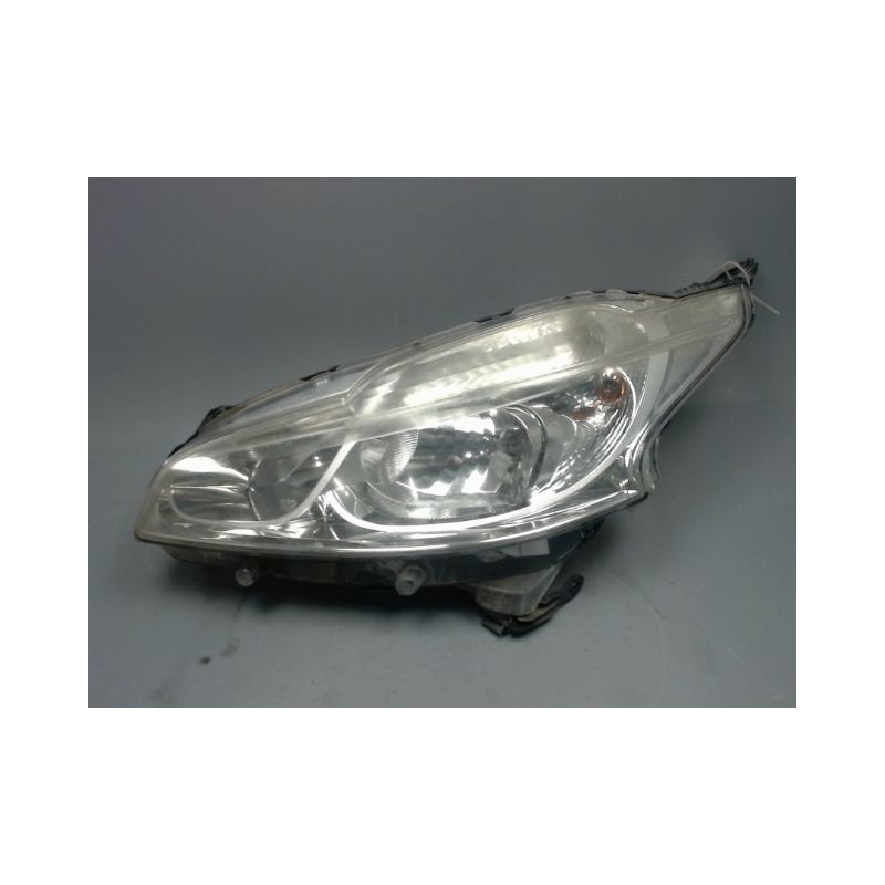 PHARE GAUCHE PEUGEOT 208 PHASE 1 1.4 HDI - 8V TURBO