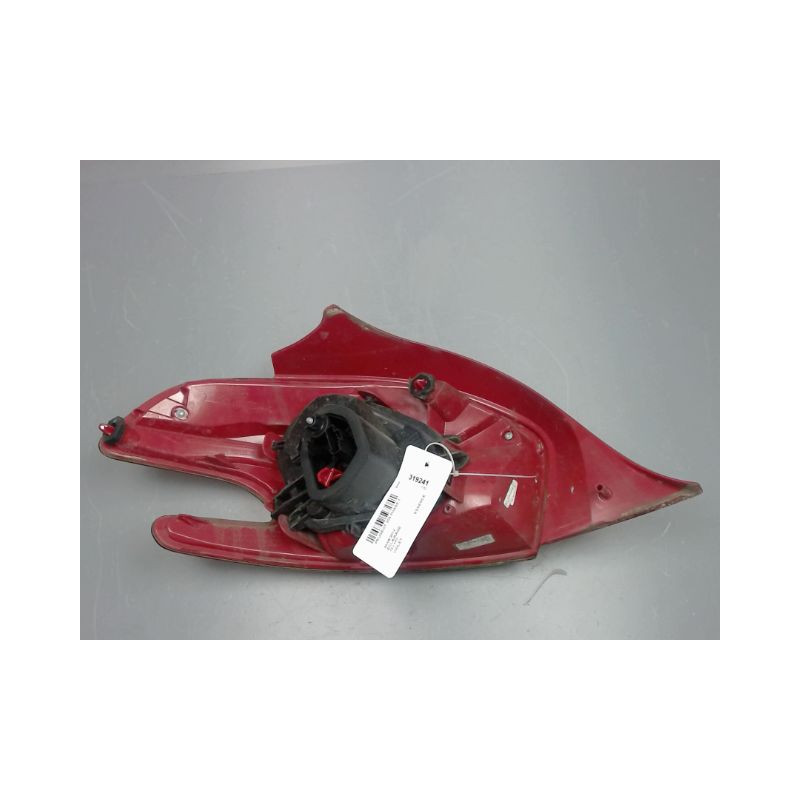 FEU ARRIERE DROIT PEUGEOT 208 PHASE 1 ESSENCE