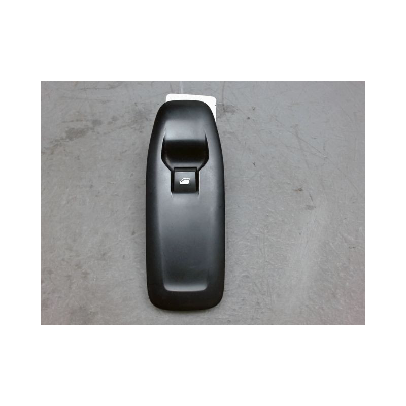 COMMANDE LEVE-GLACE PORTE AVD PEUGEOT 208 PHASE 1 1.4 HDI - 8V TURBO