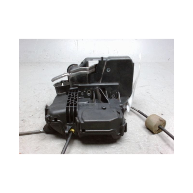 SYSTEME CONDAMNATION AVANT GAUCHE MERCEDES CLASSE C 203 PHASE 1 C 220 2.2