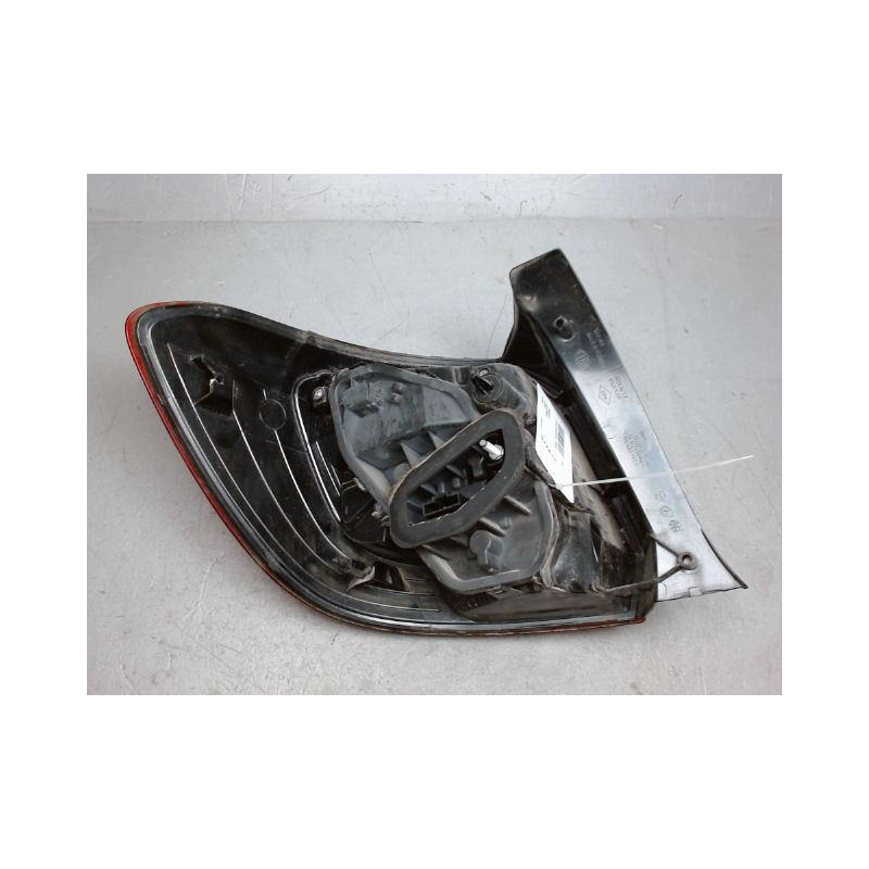 FEU ARRIERE DROIT DACIA SANDERO 2 PHASE 1 1.2I - 16V