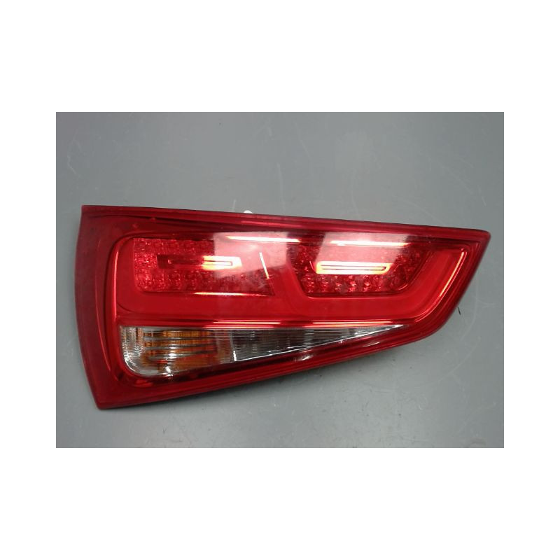 FEU ARRIERE GAUCHE  AUDI A1 1 PHASE 1 1.6 TDI - 16V TUR