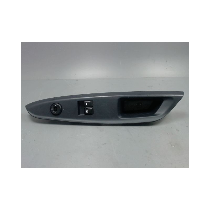 COMMANDE LEVE-GLACE PORTE AVG KIA RIO