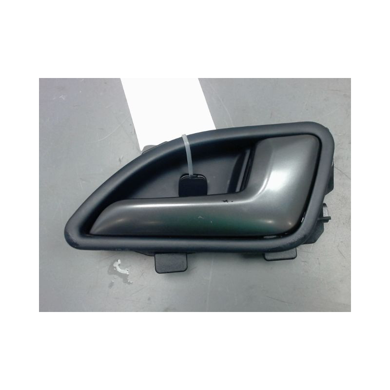 POIGNEE INTERIEURE PORTE AVANT DROIT KIA RIO