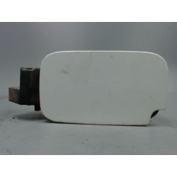 VOLET DE TRAPPE CARBURANT