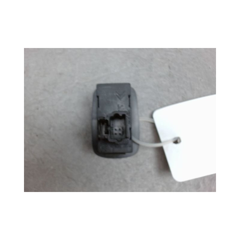 COMMANDE LEVE-GLACE PORTE AVD PEUGEOT 307 CC 03-05