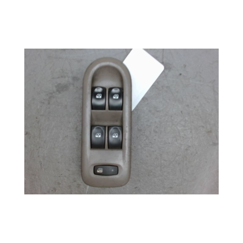 COMMANDE LEVE-GLACE PORTE AVG RENAULT CLIO 3 PHASE 1 ESSENCE
