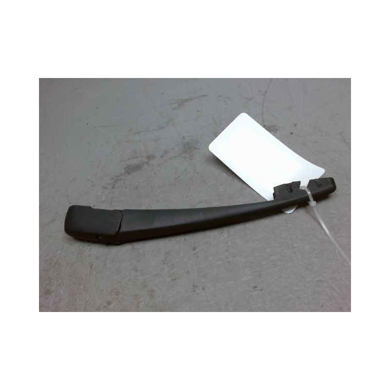 BRAS ESSUIE-GLACE ARRIERE SUZUKI SWIFT 3 1.3I - 16V