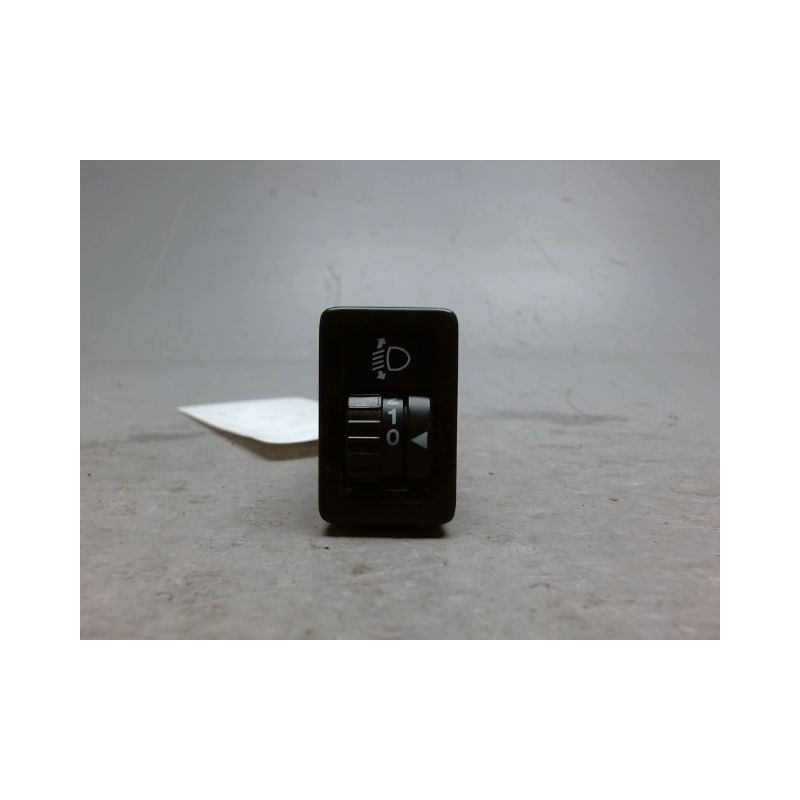 COMMANDE RÉGLAGE HAUTEUR DE PHARE SUZUKI SWIFT 3 1.3I - 16V