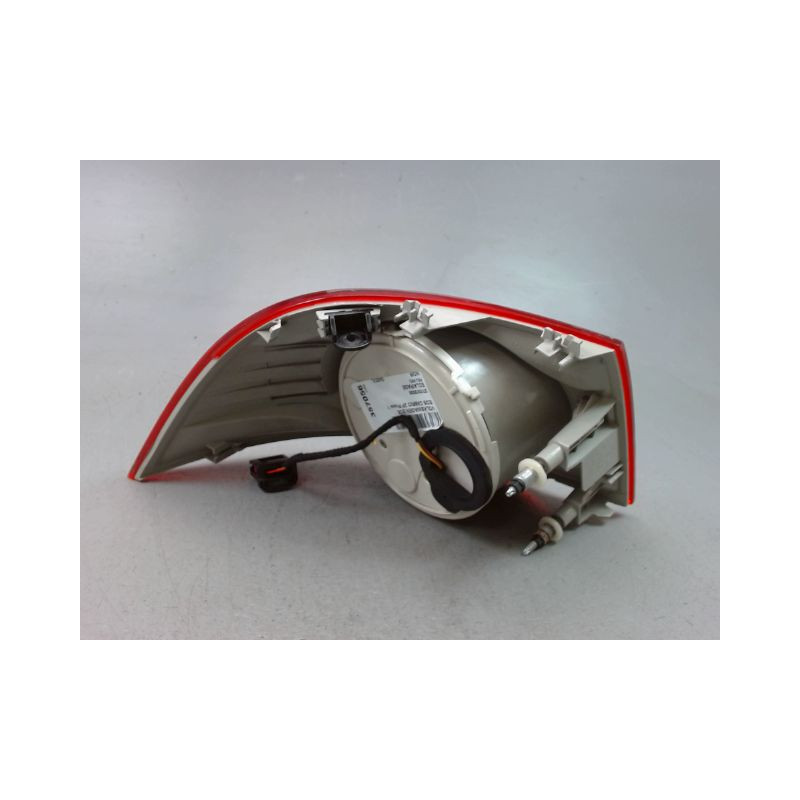 FEU ARRIERE DROIT VOLKSWAGEN EOS CABRIO 2P Phase 1 2006-2011