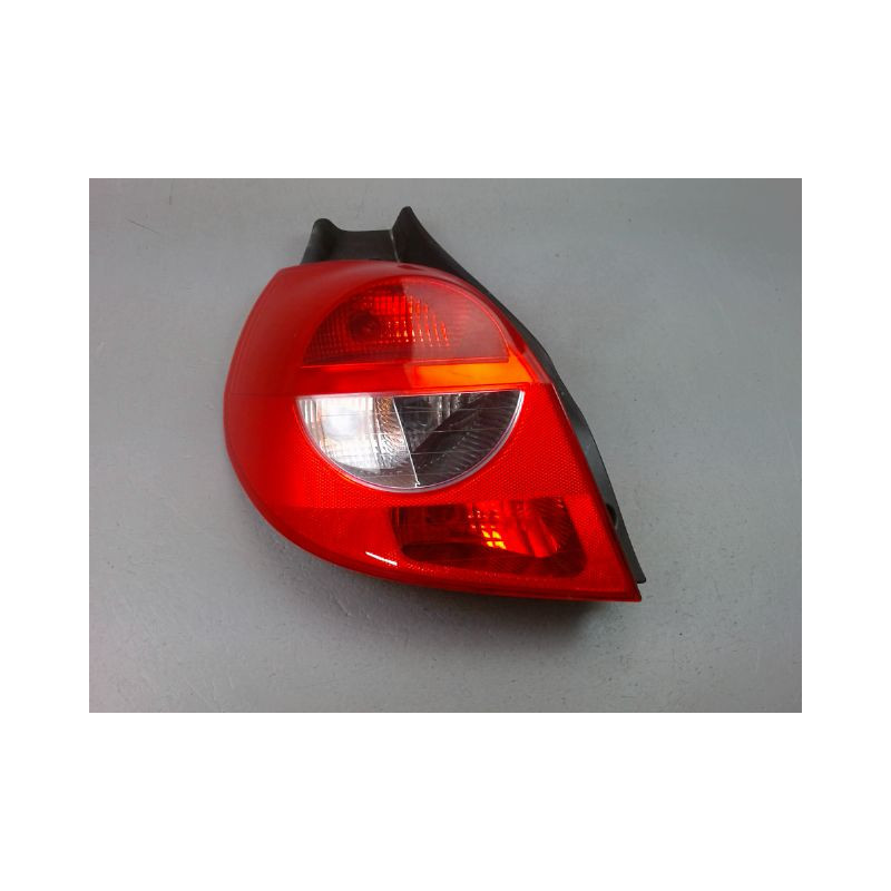 FEU ARRIERE GAUCHE  RENAULT CLIO III Phase 1 2005-2009